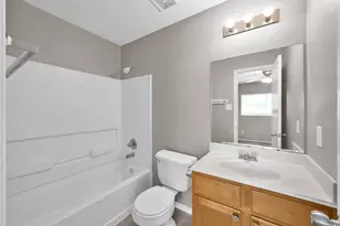 2214 Shady Tree Ln, Conroe, TX 77301 - Photo 12