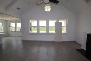 12318 Old Fashion Cir, Mont Belvieu, TX 77535 - Photo 6