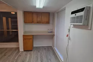 8522 Fawn Terrace Dr, Houston, TX 77071 - Photo 12