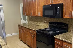 3226 Brookston St, Houston, TX 77045 - Photo 10