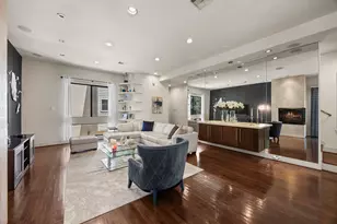 4129 Dickson St, Houston, TX 77007 - Photo 8