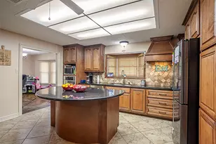 164 Shadowdale St, Bridge City, TX 77611 - Photo 18