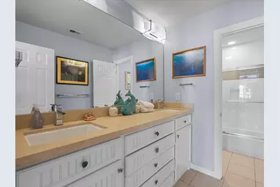 4231 Jolly Roger Road, Jamaica Beach, TX 77554 - Photo 36