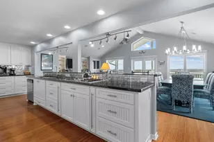 4231 Jolly Roger Rd, Jamaica Beach, TX 77554 - Photo 20