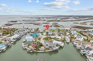 4231 Jolly Roger Rd, Jamaica Beach, TX 77554 - Photo 8