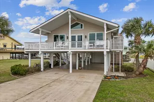 4231 Jolly Roger Rd, Jamaica Beach, TX 77554 - Photo 2