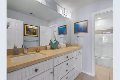 4231 Jolly Roger Road, Jamaica Beach, TX 77554 - Photo 40