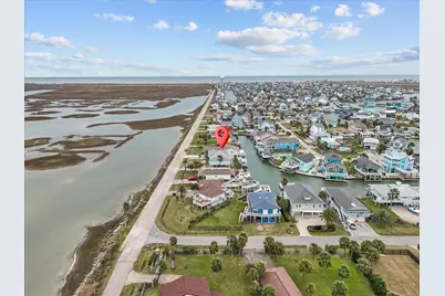 4231 Jolly Roger Road, Jamaica Beach, TX 77554 - Photo 6