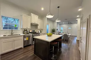 1919 Fulton St, Houston, TX 77009 - Photo 1