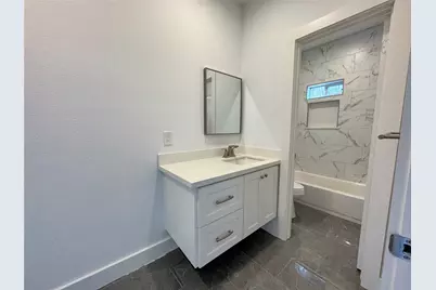 1919 Fulton Street #B, Houston, TX 77009 - Photo 18