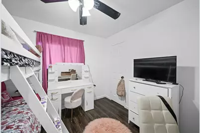 2523 Heritage Colony Drive, Webster, TX 77598 - Photo 14