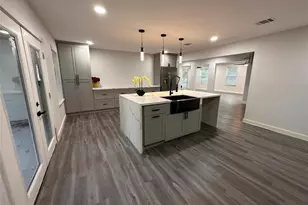8058 Longridge Dr, Houston, TX 77055 - Photo 8