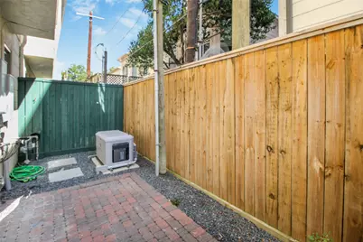 1523 Haddon Street #B, Houston, TX 77006 - Photo 4