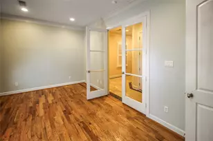 1523 Haddon St, Houston, TX 77006 - Photo 2