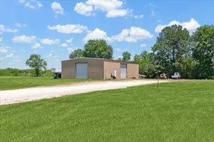 1170 Woody Ln, Sealy, TX 77474 - Photo 2