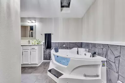 677 County Road 4281, Dayton, TX 77535 - Photo 18