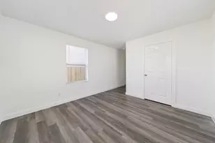 708 38th St, Galveston, TX 77550 - Photo 12