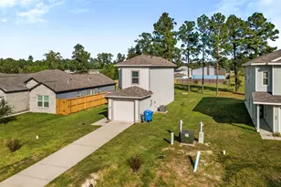 1044 Rd 5203, Cleveland, TX 77327 - Photo 10