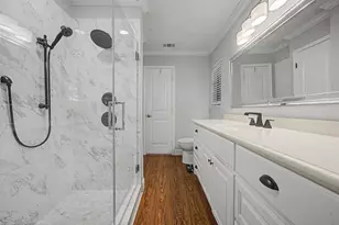 221 N Lake Dr, Winnie, TX 77665 - Photo 12