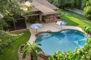 499 Royal Navigator Rd, Montgomery, TX 77316 - Photo 1