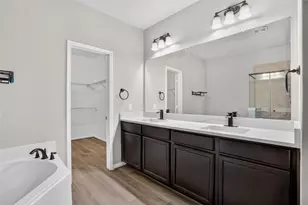 7611 Dragon Pearls Ln, Conroe, TX 77304 - Photo 20
