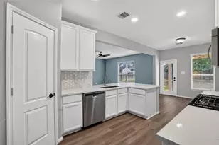 7611 Dragon Pearls Ln, Conroe, TX 77304 - Photo 8