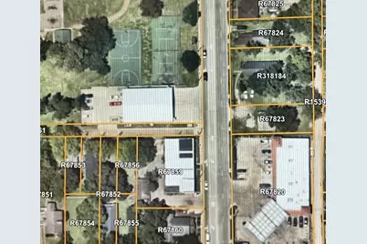 405 Houston Street, Rosenberg, TX 77471 - Photo 2
