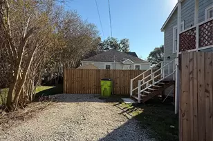 2711 Avenue G, Rosenberg, TX 77471 - Photo 2