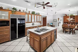 3 Bayou Bend, Beaumont, TX 77706 - Photo 14