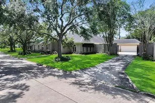 3 Bayou Bend, Beaumont, TX 77706 - Photo 4