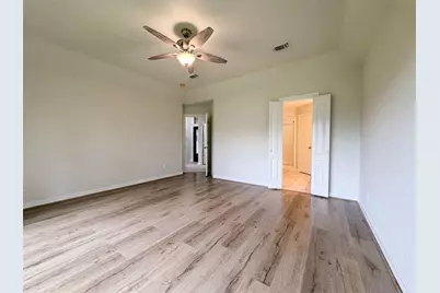 66 Tangerine Court, Lake Jackson, TX 77566 - Photo 4