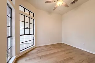 66 Tangerine Ct, Lake Jackson, TX 77566 - Photo 8