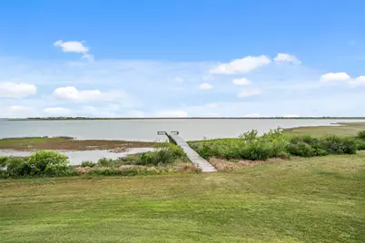 3204 Camp Hulen Drive, Palacios, TX 77465 - Photo 12