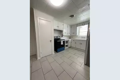 1004 Oak Drive, Huntsville, TX 77320 - Photo 6