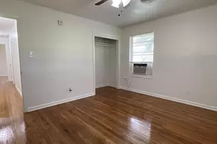 1004 Oak Dr, Huntsville, TX 77320 - Photo 32