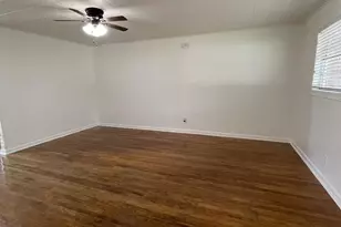 1004 Oak Dr, Huntsville, TX 77320 - Photo 16