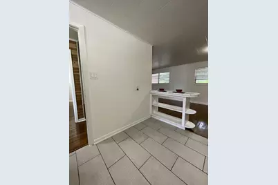 1004 Oak Drive, Huntsville, TX 77320 - Photo 10