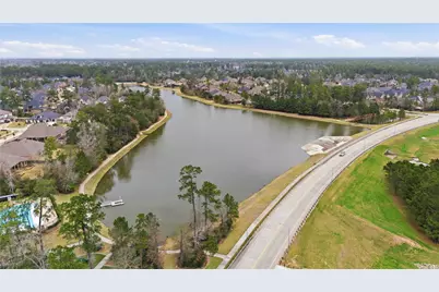 1301 Knollbridge Point Lane, Pinehurst, TX 77362 - Photo 38