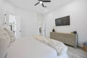 1301 Knollbridge Pt Ln, Pinehurst, TX 77362 - Photo 16