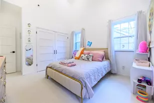 110 Sugar Berry Cir, Houston, TX 77024 - Photo 24