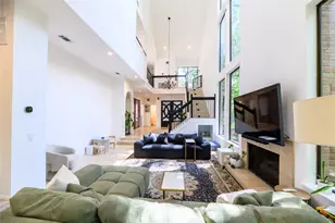 110 Sugar Berry Cir, Houston, TX 77024 - Photo 4