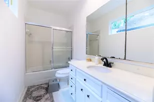 110 Sugar Berry Cir, Houston, TX 77024 - Photo 30