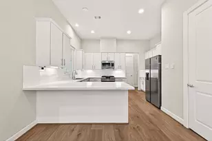 1708 Northwood St, Houston, TX 77009 - Photo 10
