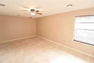 2835 Cotton Stock Dr, Sugar Land, TX 77479 - Photo 8