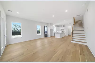 328 Janisch #C, Houston, TX 77018 - Photo 8