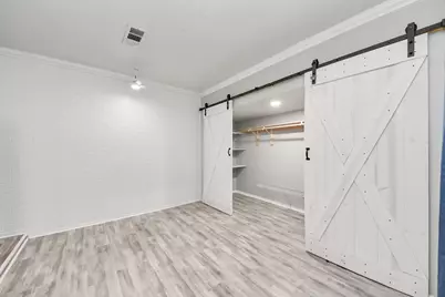 10203 Hollow Canyon Drive, Sugar Land, TX 77498 - Photo 18