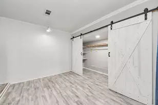 10203 Hollow Canyon Dr, Sugar Land, TX 77498 - Photo 18