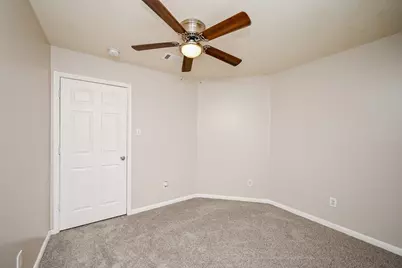 6127 Yorkglen Manor Lane, Houston, TX 77084 - Photo 14