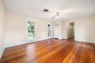 816 W Adoue St, Alvin, TX 77511 - Photo 26