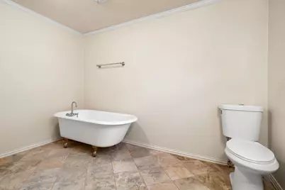 816 W Adoue Street, Alvin, TX 77511 - Photo 24